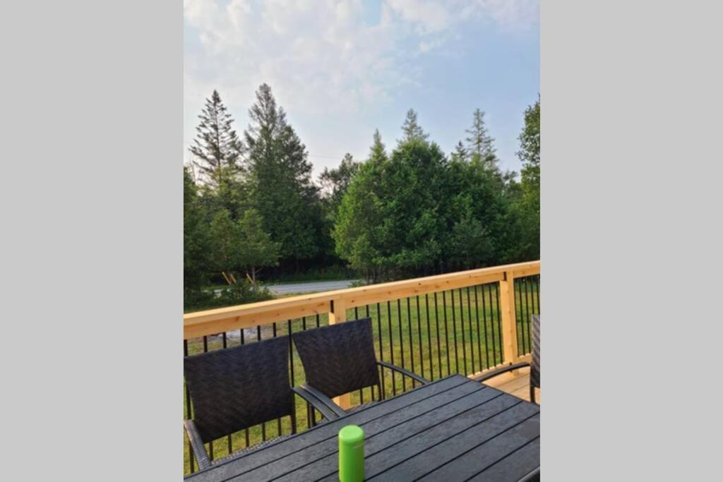 Michaels Bay Getaway On Manitoulin Island Villa South Baymouth Exteriör bild