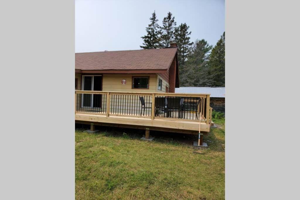 Michaels Bay Getaway On Manitoulin Island Villa South Baymouth Exteriör bild
