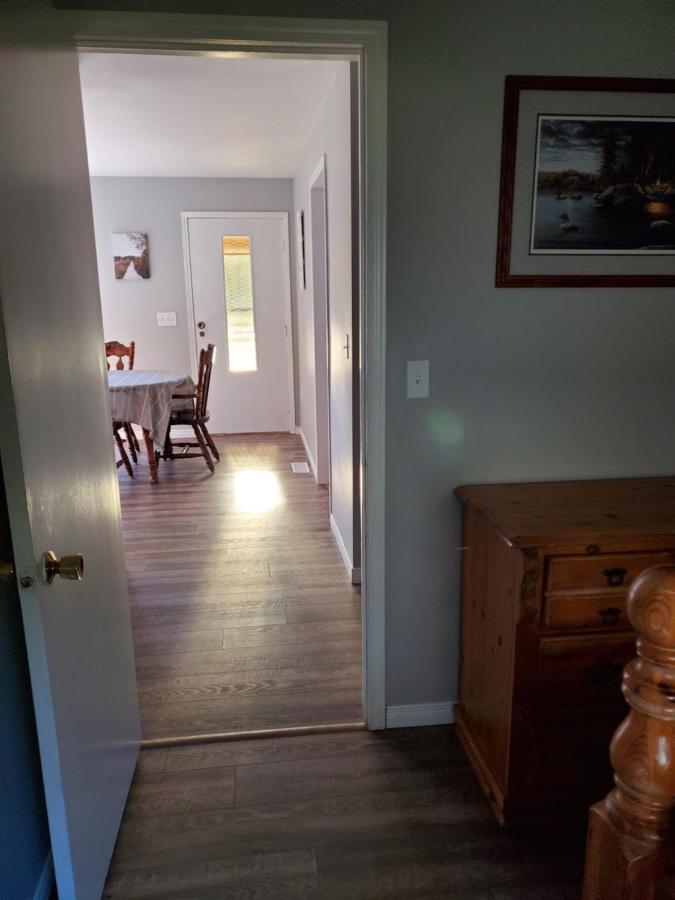 Michaels Bay Getaway On Manitoulin Island Villa South Baymouth Exteriör bild