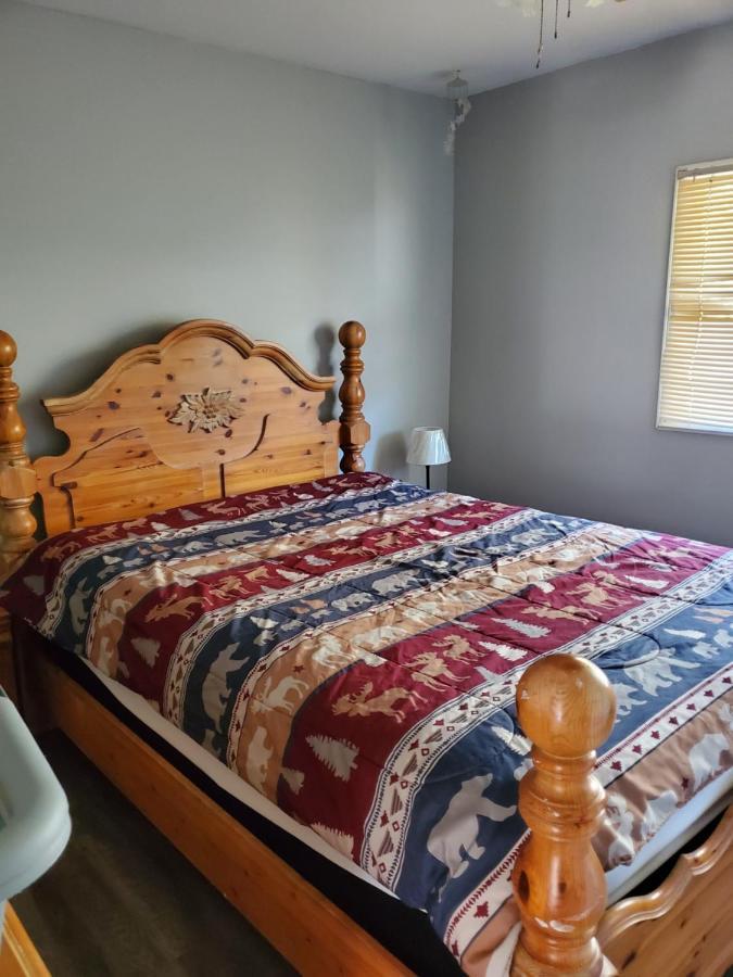 Michaels Bay Getaway On Manitoulin Island Villa South Baymouth Exteriör bild