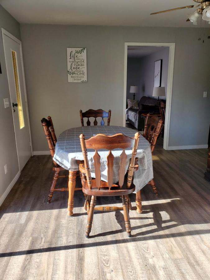 Michaels Bay Getaway On Manitoulin Island Villa South Baymouth Exteriör bild