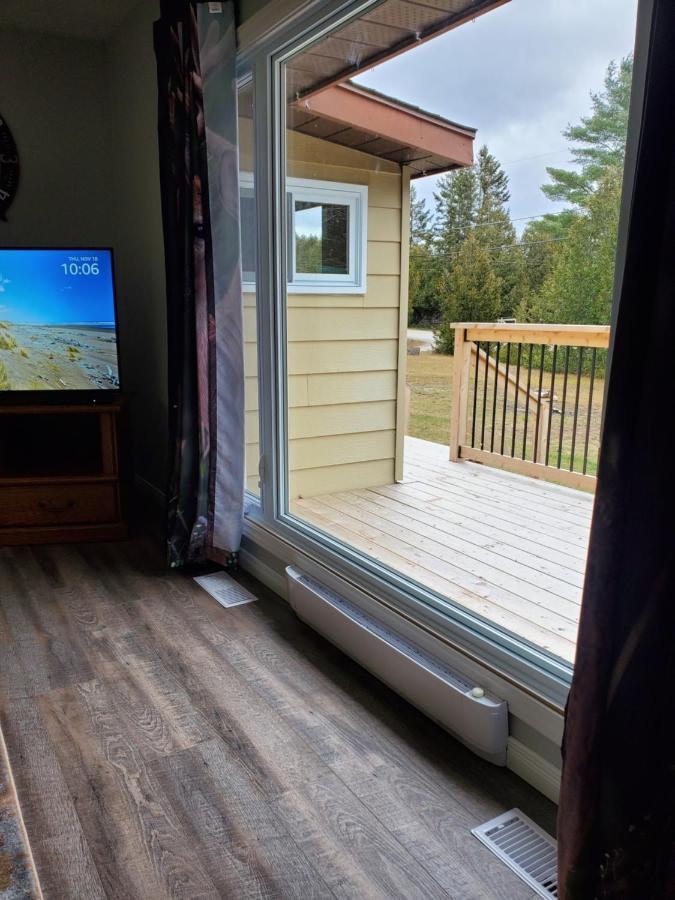 Michaels Bay Getaway On Manitoulin Island Villa South Baymouth Exteriör bild